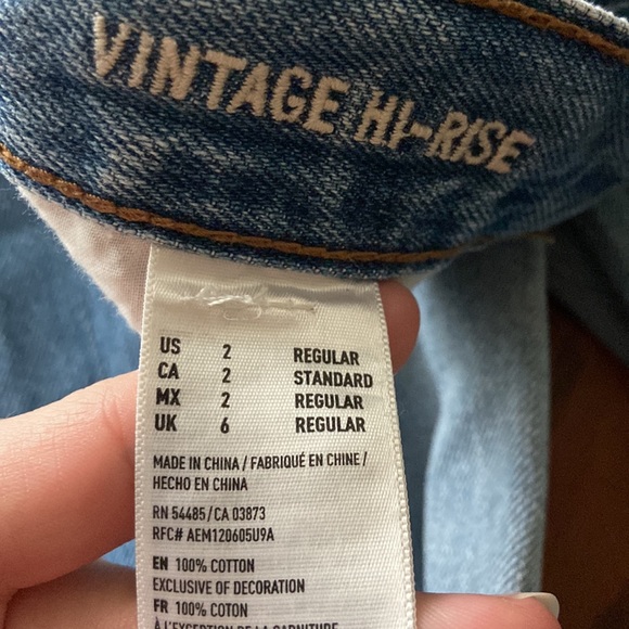 American Eagle vintage hi-rise Jeans - Picture 6 of 6
